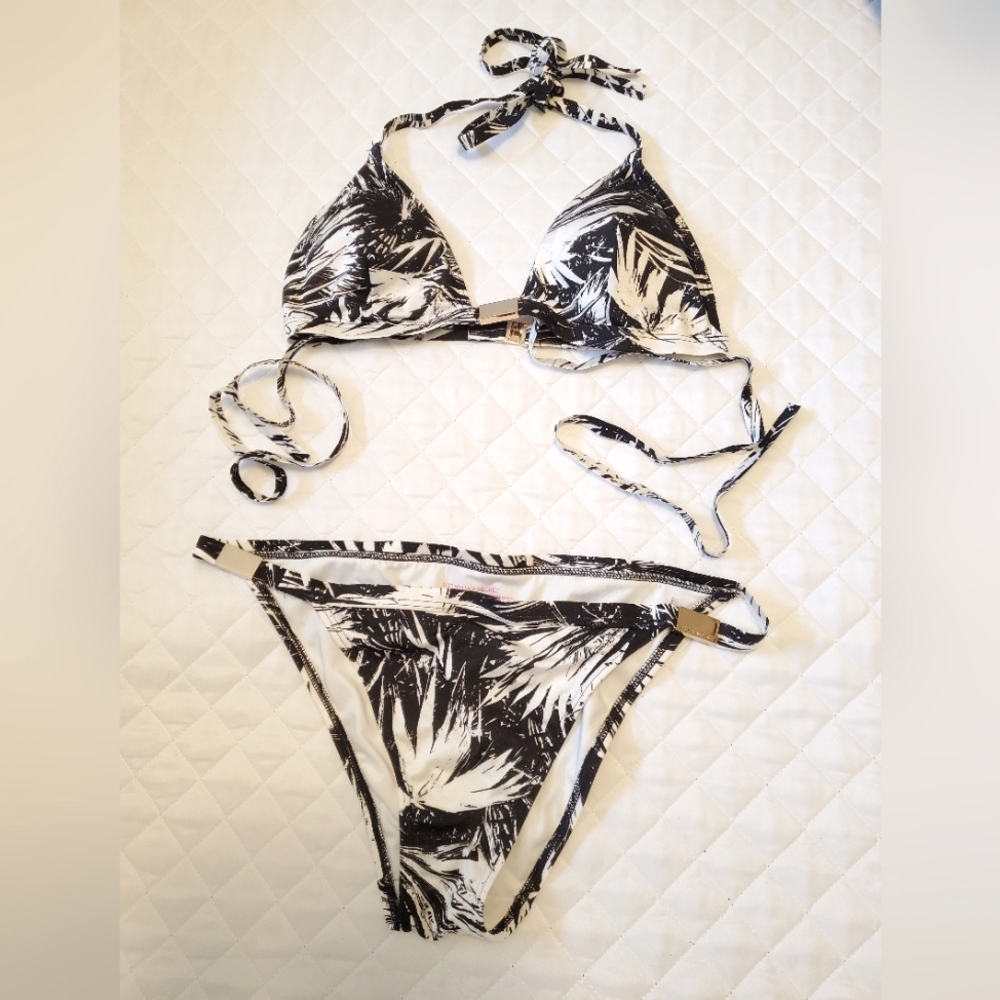 VICTORIA SECRET Black and White Leaf Print Bikini